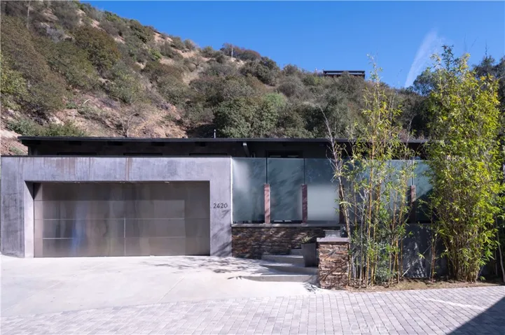 2420 Bowmont Drive, Beverly Hills, California 90210