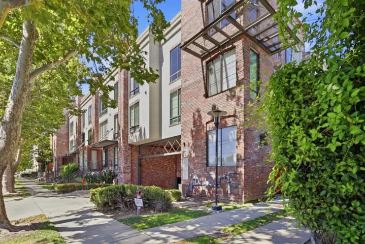 1060 S 3rd Street 307, San Jose, California 95112