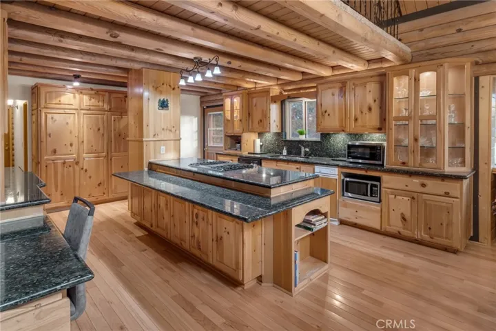 21775 Vista Road, Cedarpines Park, California 92322