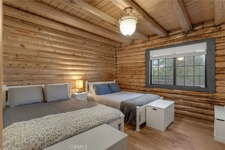 21775 Vista Road, Cedarpines Park, California 92322
