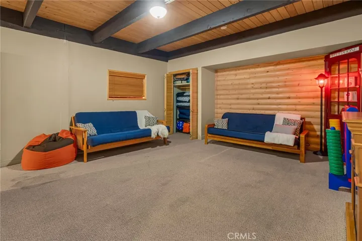 21775 Vista Road, Cedarpines Park, California 92322