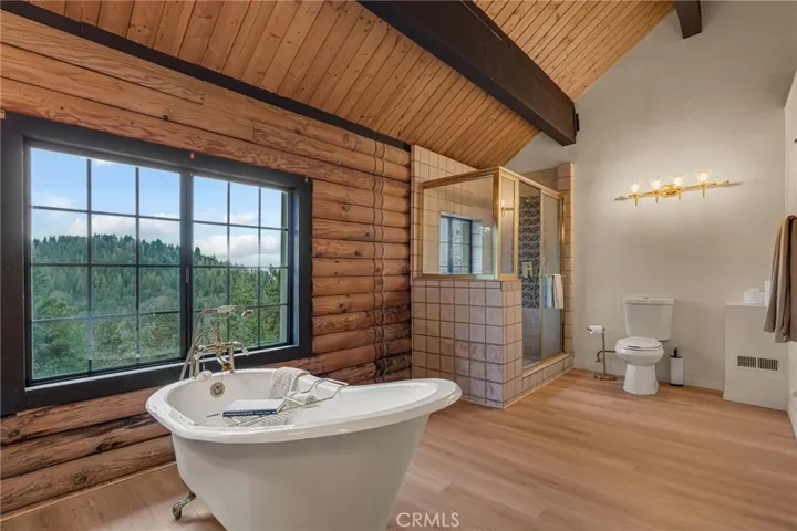21775 Vista Road, Cedarpines Park, California 92322