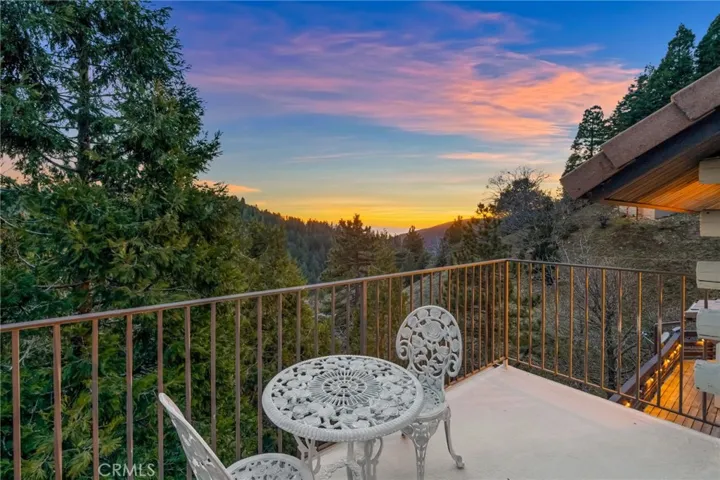 21775 Vista Road, Cedarpines Park, California 92322