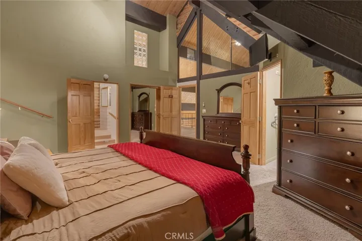 21775 Vista Road, Cedarpines Park, California 92322