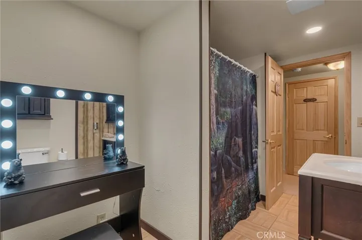 21775 Vista Road, Cedarpines Park, California 92322