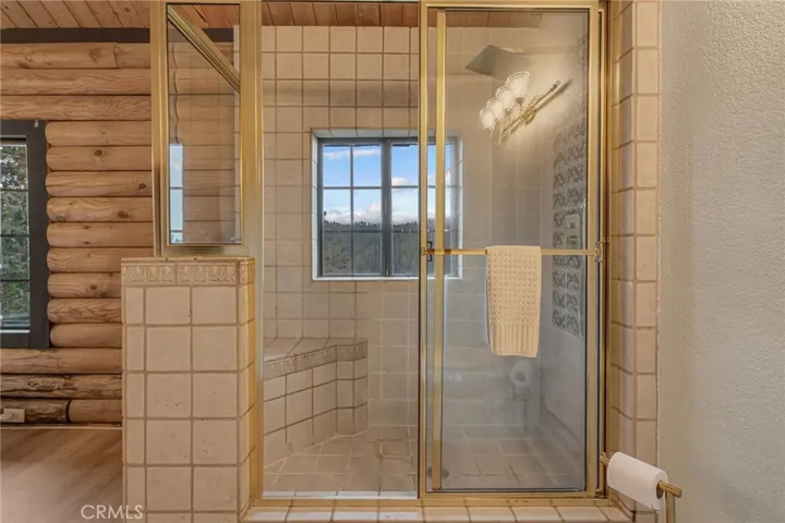 21775 Vista Road, Cedarpines Park, California 92322