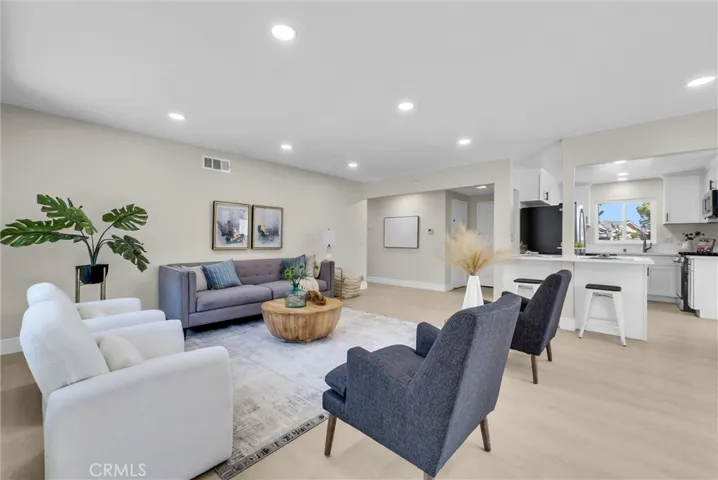 2531 Grayville, La Habra, California 90631