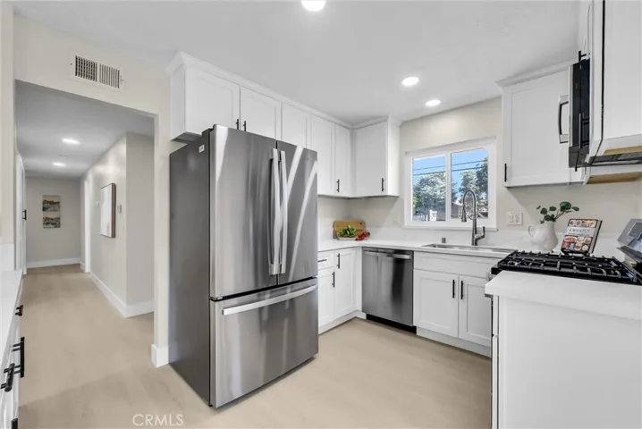 2531 Grayville, La Habra, California 90631