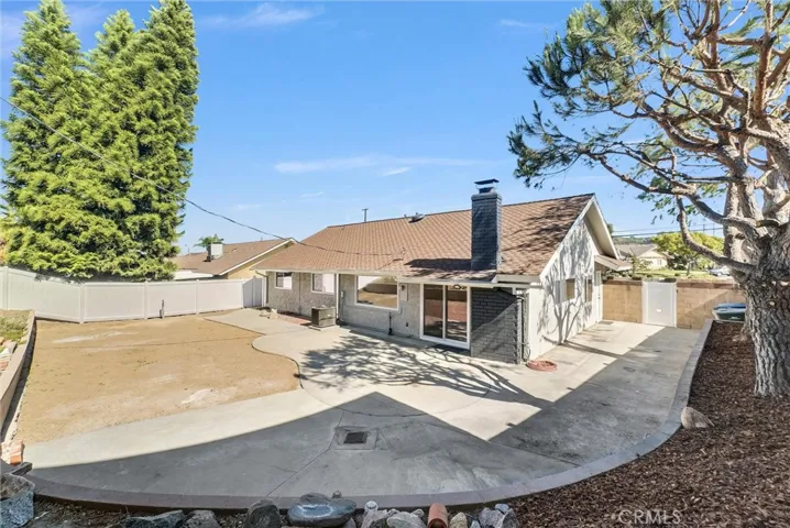 2531 Grayville, La Habra, California 90631