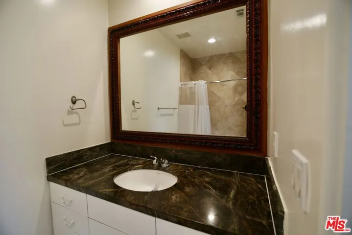 14762 Friar Street, Van Nuys, California 91411