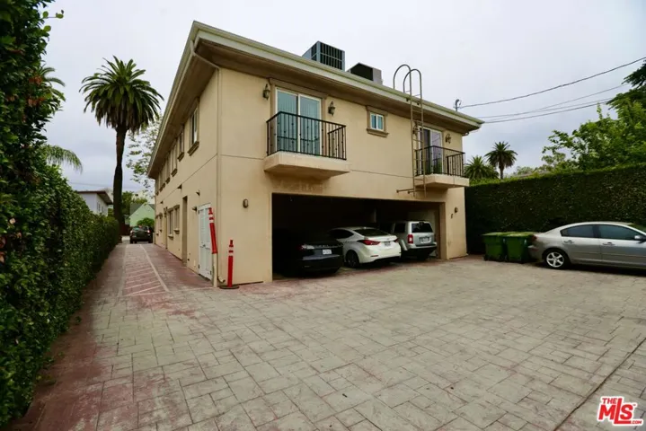 14762 Friar Street, Van Nuys, California 91411