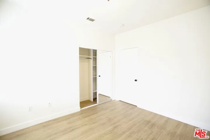 14762 Friar Street, Van Nuys, California 91411