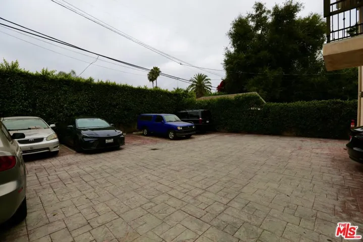14762 Friar Street, Van Nuys, California 91411