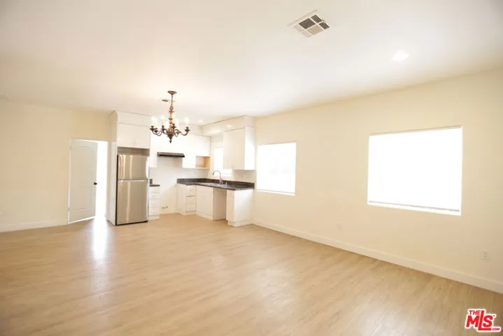 14762 Friar Street, Van Nuys, California 91411
