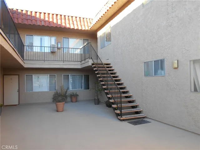 939 S Cabrillo 8, San Pedro, California 90731