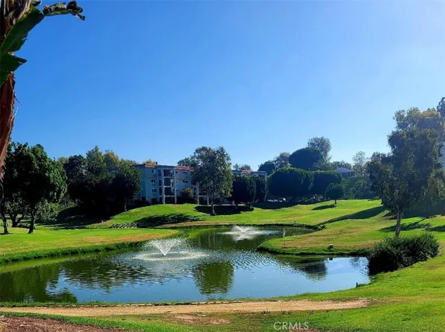 5515 W Paseo Del Lago W 2a, Laguna Woods, California 92637