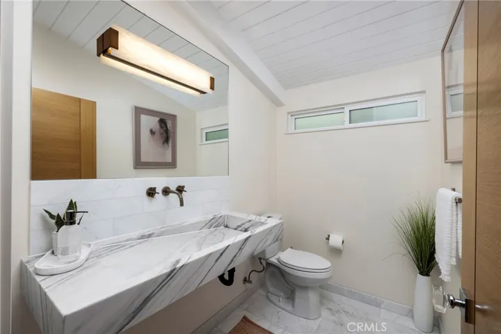 10 66th, Long Beach, California 90803