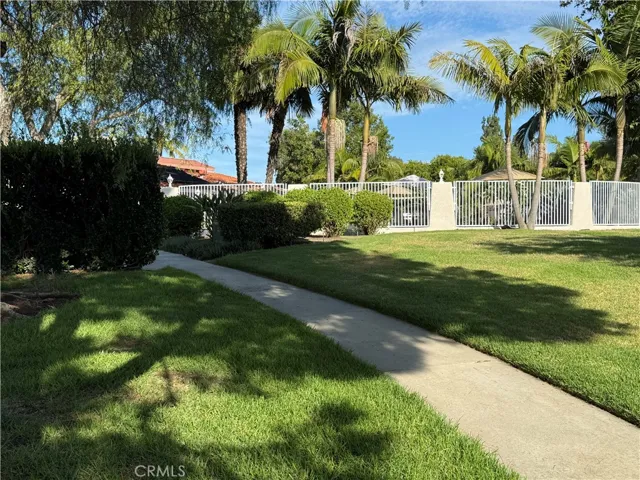 5365 Algarrobo D, Laguna Woods, California 92637