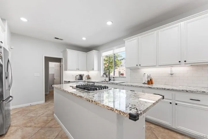 9305 Tiffany Park Pl, El Cajon, California 92021