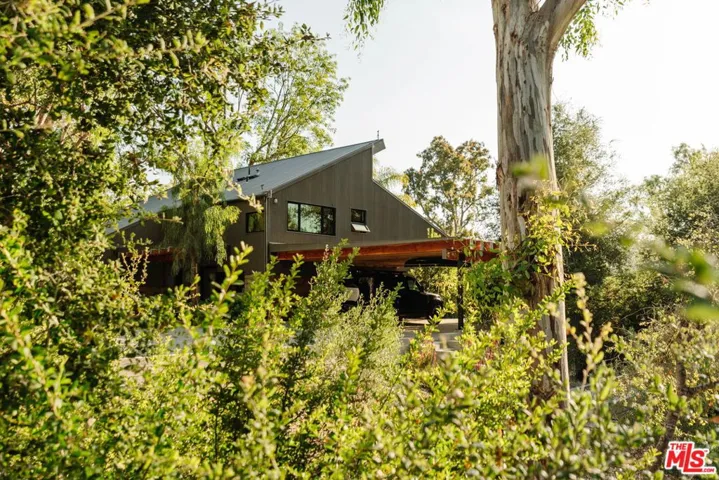 20605 Cheney Drive, Topanga, California 90290