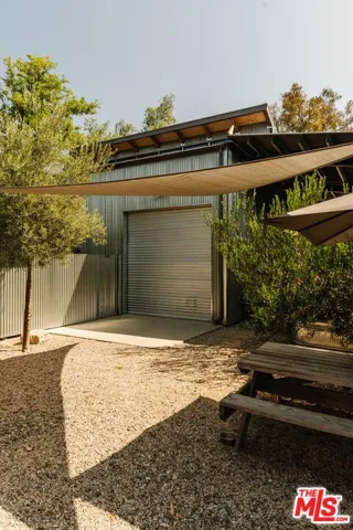 20605 Cheney Drive, Topanga, California 90290