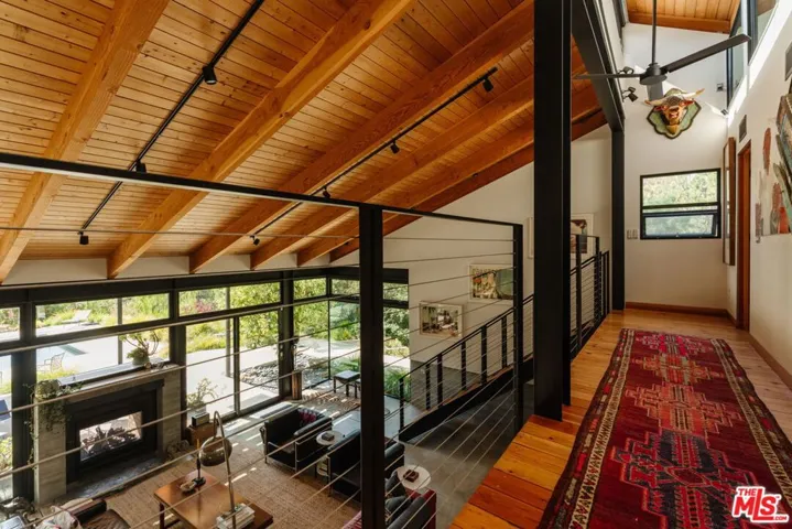 20605 Cheney Drive, Topanga, California 90290