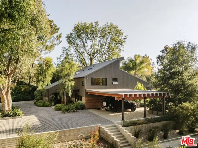 20605 Cheney Drive, Topanga, California 90290
