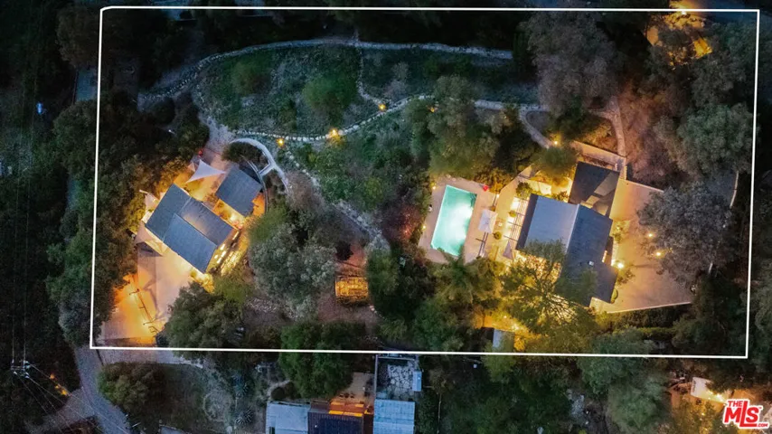20605 Cheney Drive, Topanga, California 90290