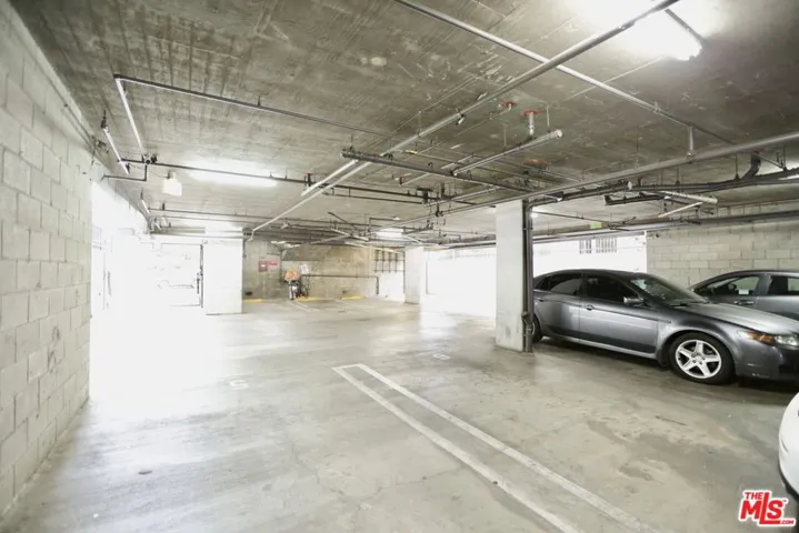 14317 Friar Street, Van Nuys, California 91401