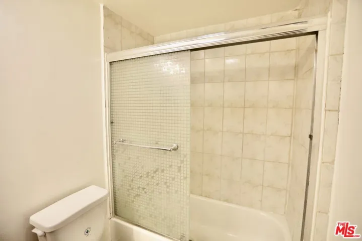 14317 Friar Street, Van Nuys, California 91401
