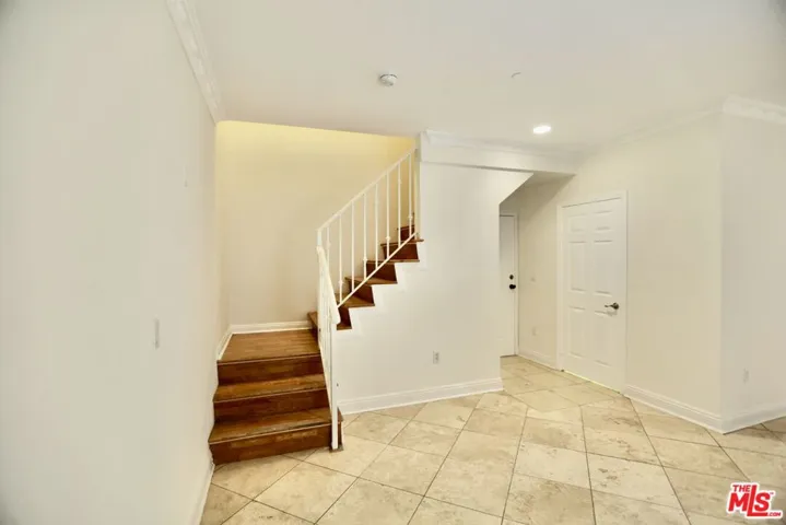 14317 Friar Street, Van Nuys, California 91401