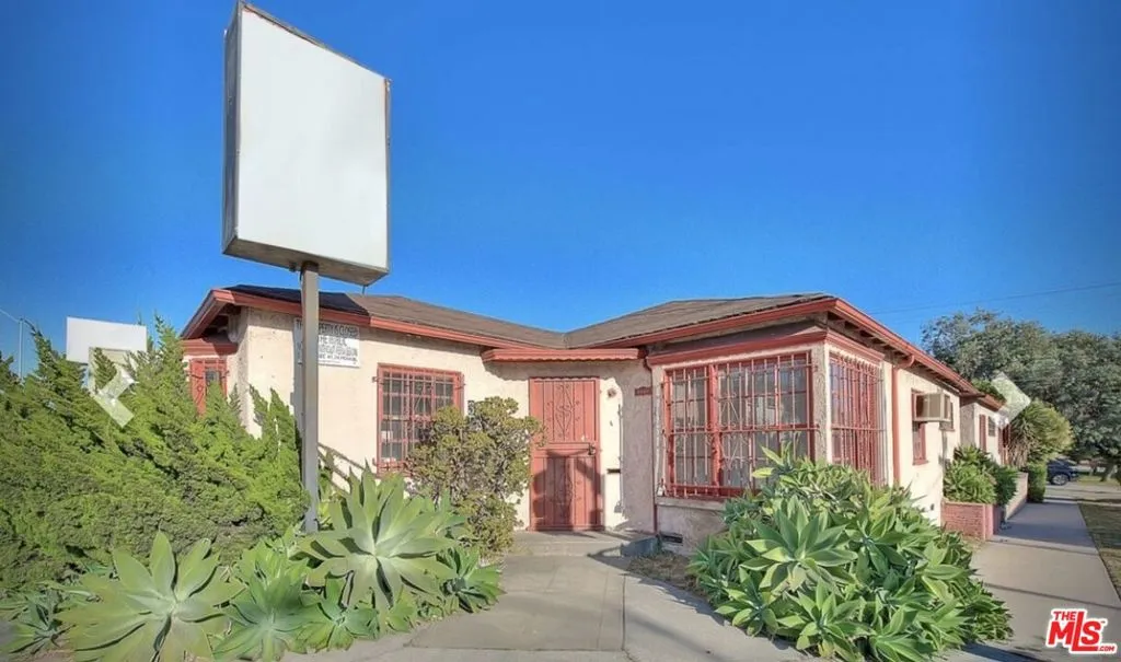 3956 W Slauson Ave