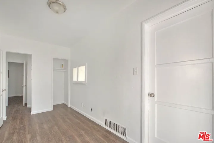 3956 W Slauson Avenue, Los Angeles, California 90043