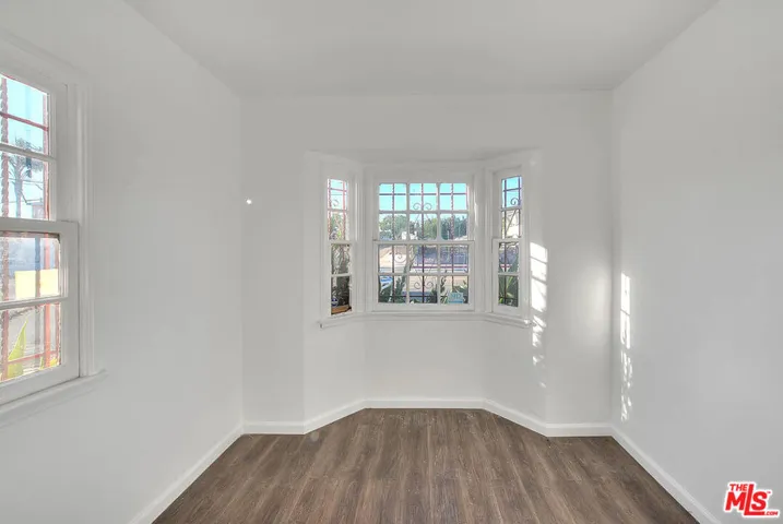 3956 W Slauson Avenue, Los Angeles, California 90043