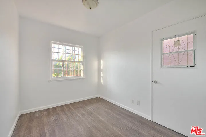 3956 W Slauson Avenue, Los Angeles, California 90043