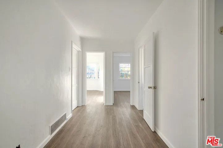 3956 W Slauson Avenue, Los Angeles, California 90043