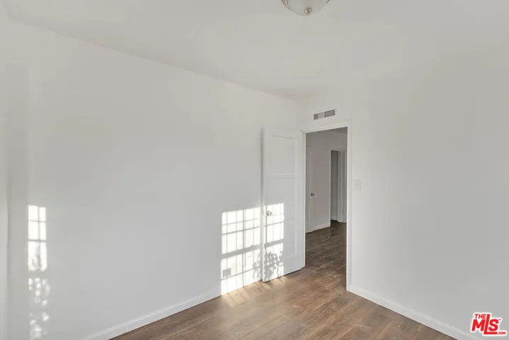 3956 W Slauson Avenue, Los Angeles, California 90043