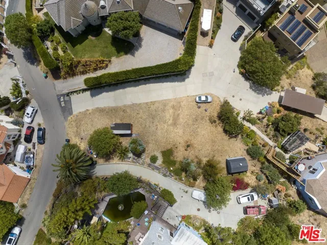 3006 Sequit Drive, Malibu, California 90265