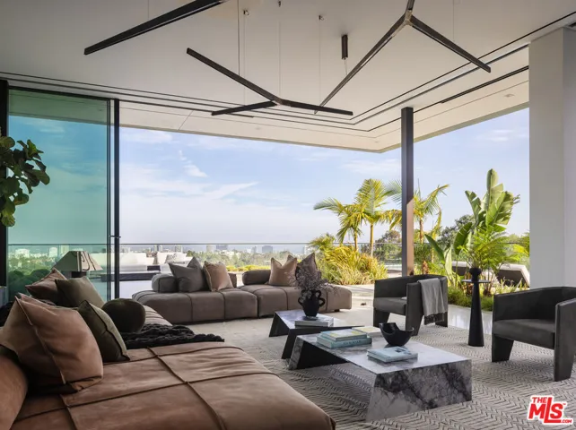 11005 Bellagio Place, Los Angeles, California 90077