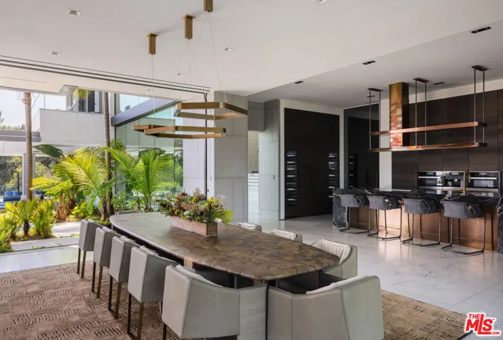 11005 Bellagio Place, Los Angeles, California 90077