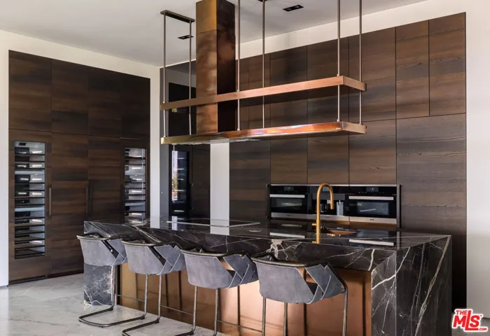 11005 Bellagio Place, Los Angeles, California 90077