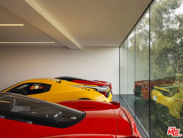 11005 Bellagio Place, Los Angeles, California 90077