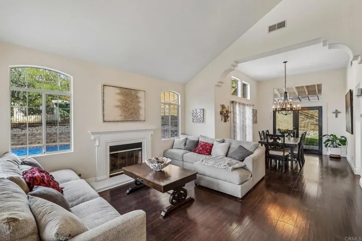 1482 Horsemill Road, El Cajon, California 92021