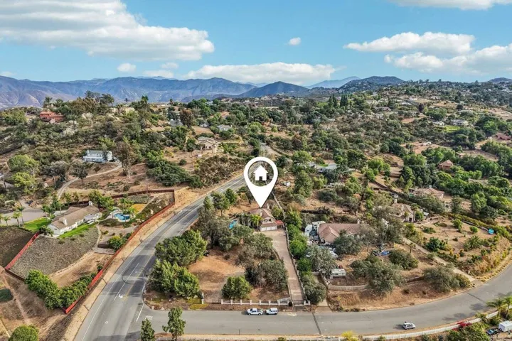 1482 Horsemill Road, El Cajon, California 92021