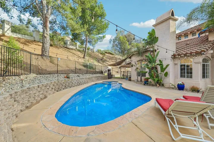 1482 Horsemill Road, El Cajon, California 92021