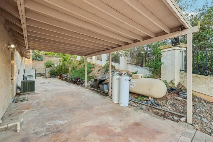 1482 Horsemill Road, El Cajon, California 92021