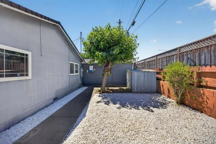 8431 Wayland Lane, Gilroy, California 95020