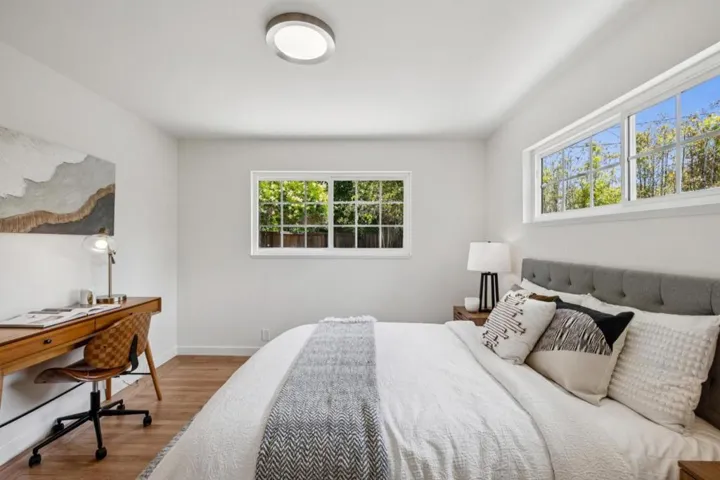 852 Ross Court, Palo Alto, California 94303
