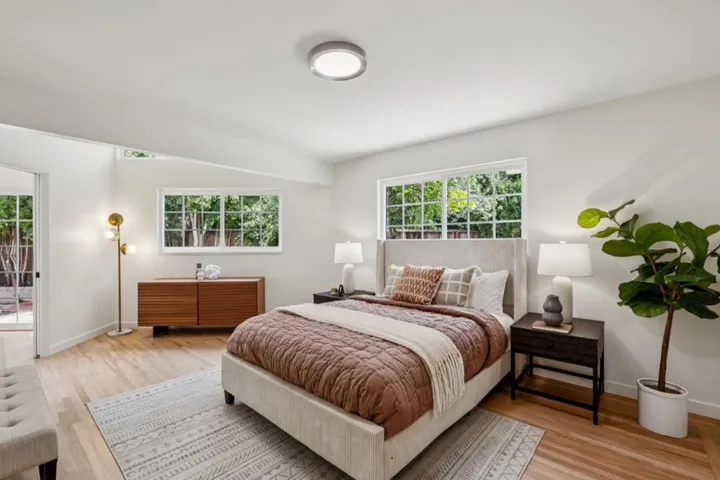 852 Ross Court, Palo Alto, California 94303