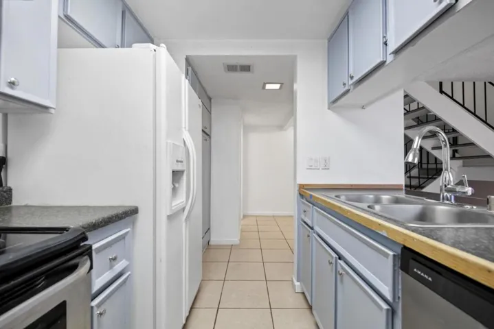 540 Salem Way, Stockton, California 95207